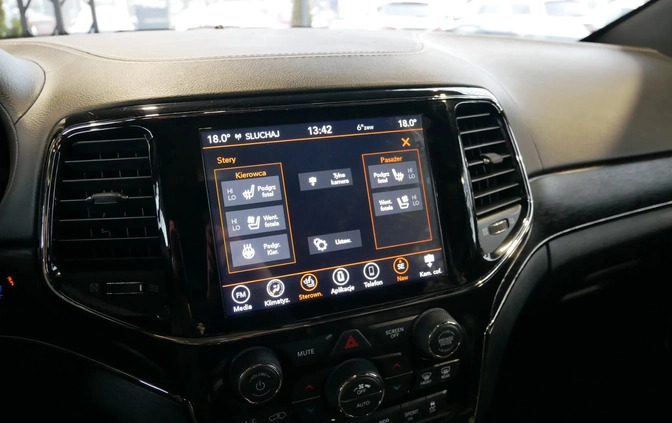 Jeep Grand Cherokee cena 144900 przebieg: 107000, rok produkcji 2020 z Trzcianka małe 596